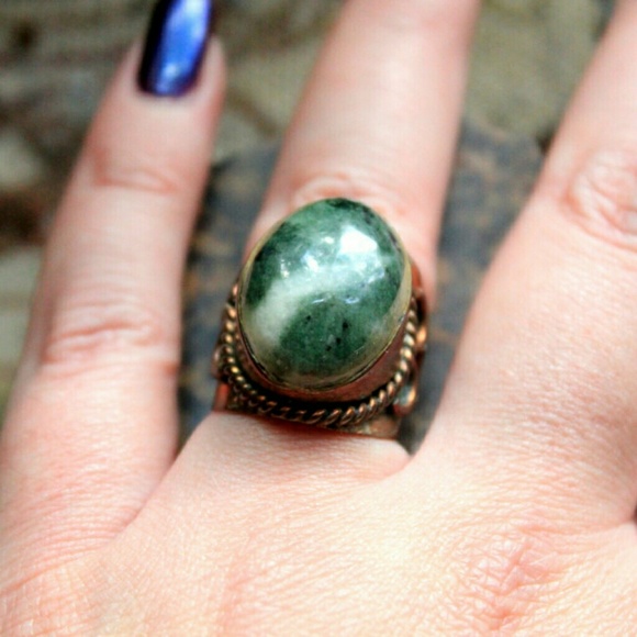 Boho Green Jasper Adj Cocktail Ring - Picture 2 of 5